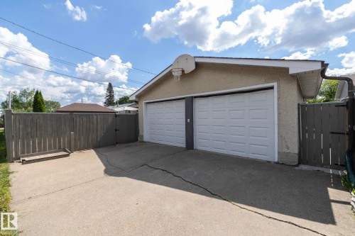 3418 120 Avenue, Edmonton, AB - Outdoor With Exterior