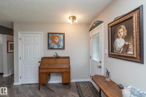 3418 120 Avenue, Edmonton, AB - Indoor Photo Showing Other Room