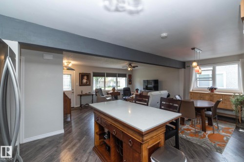 3418 120 Avenue, Edmonton, AB - Indoor Photo Showing Dining Room