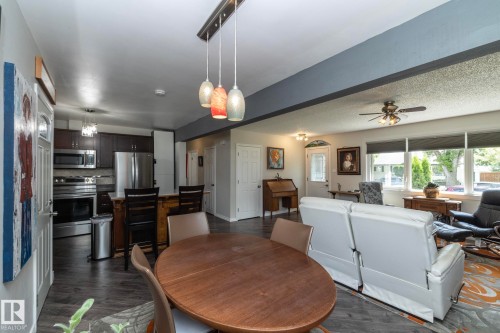 3418 120 Avenue, Edmonton, AB - Indoor Photo Showing Dining Room