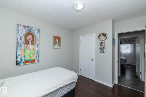 3418 120 Avenue, Edmonton, AB - Indoor Photo Showing Bedroom