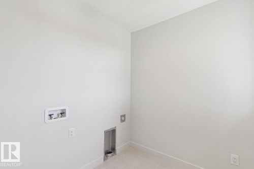 5013 Cawsey Link Sw, Edmonton, AB - Indoor Photo Showing Other Room