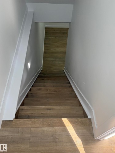 713 Village On The Green, Edmonton, AB - Indoor Photo Showing Other Room