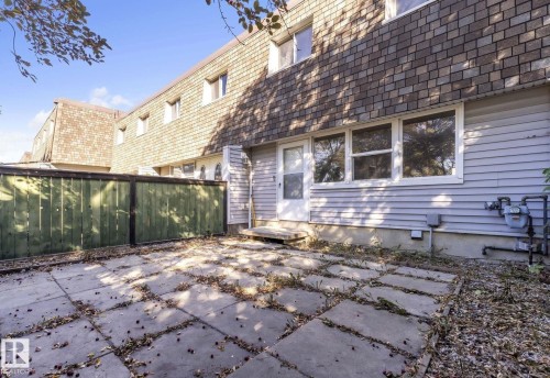 713 Village On The Green, Edmonton, AB - Outdoor