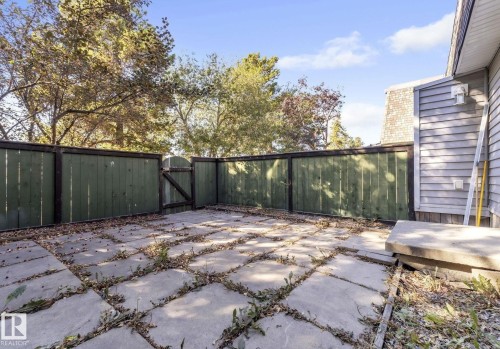 713 Village On The Green, Edmonton, AB - Outdoor