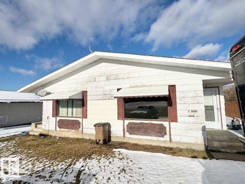 5004-5006 Taylor Road, Boyle, AB - Outdoor