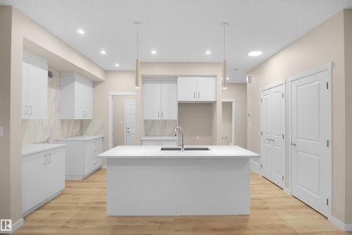 9828 219 Street, Edmonton, AB - Indoor Photo Showing Kitchen