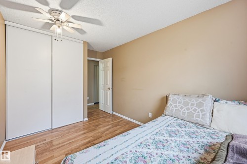 201 9010 106 Avenue, Edmonton, AB - Indoor Photo Showing Bedroom