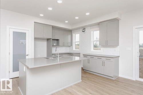 2371 Egret Way, Edmonton, AB - Indoor Photo Showing Kitchen