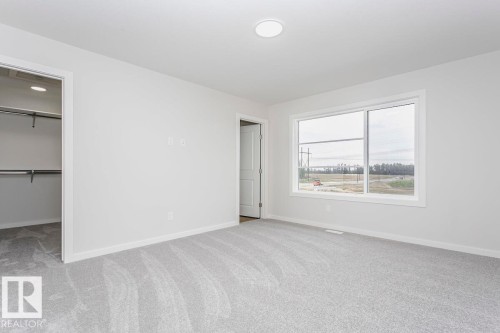 2371 Egret Way, Edmonton, AB - Indoor Photo Showing Other Room
