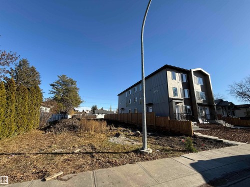 9831 154 Street, Edmonton, AB 