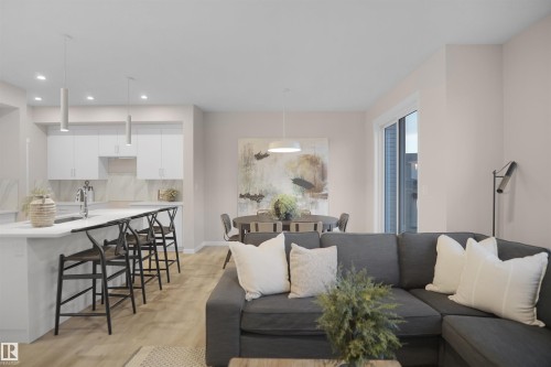 22910 95A Avenue, Edmonton, AB - Indoor Photo Showing Living Room