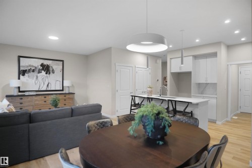 22910 95A Avenue, Edmonton, AB - Indoor Photo Showing Other Room