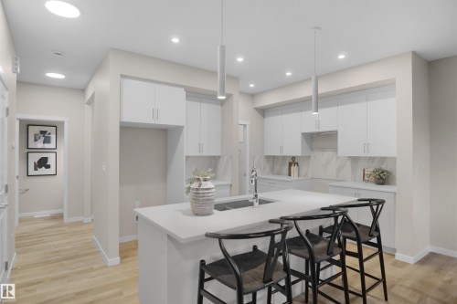 22910 95A Avenue, Edmonton, AB - Indoor Photo Showing Kitchen With Upgraded Kitchen