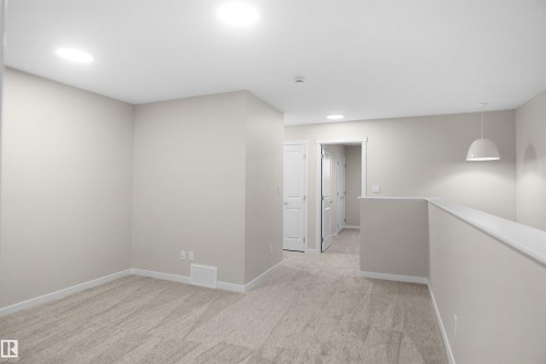22910 95A Avenue, Edmonton, AB - Indoor Photo Showing Other Room