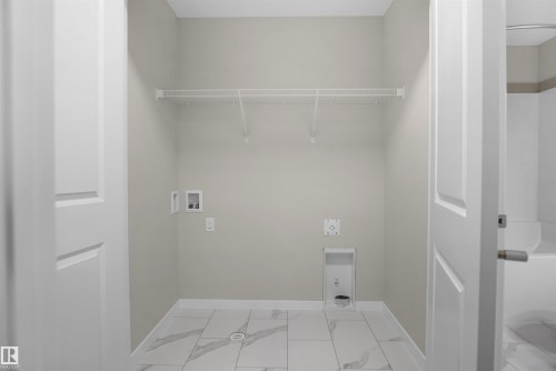 22910 95A Avenue, Edmonton, AB - Indoor With Storage