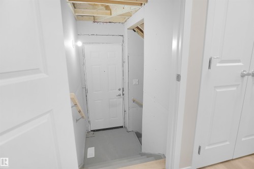 22910 95A Avenue, Edmonton, AB - Indoor Photo Showing Other Room