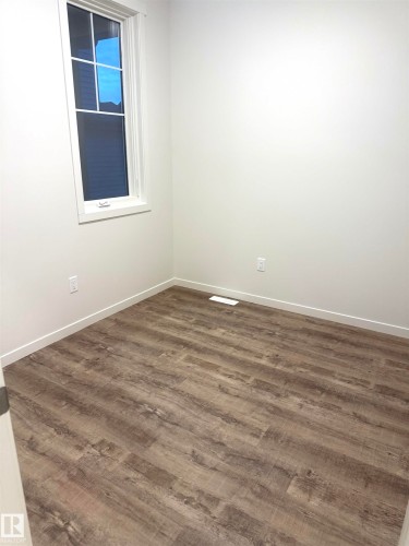 3968 Wren Loop, Edmonton, AB - Indoor Photo Showing Other Room