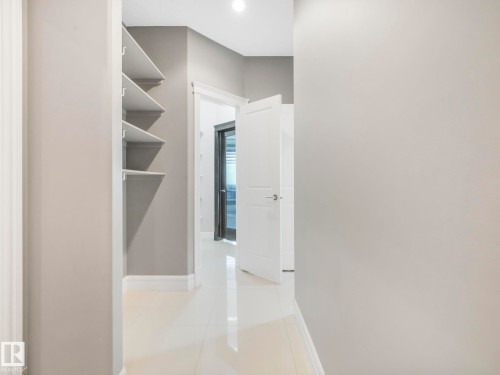 2612 Adam Court, Edmonton, AB - Indoor