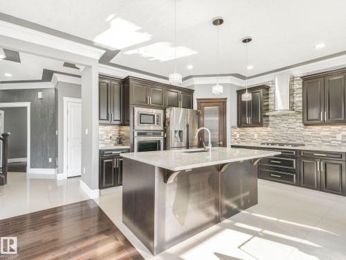 2612 Adam Court, Edmonton, AB - Indoor Photo Showing Kitchen With Stainless Steel Kitchen With Upgraded Kitchen