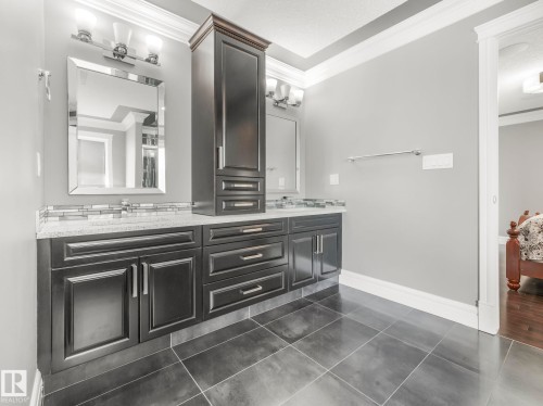 2612 Adam Court, Edmonton, AB - Indoor Photo Showing Bathroom