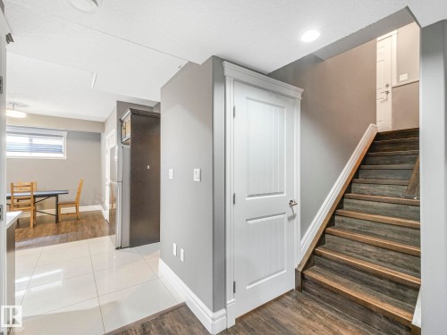 2612 Adam Court, Edmonton, AB - Indoor Photo Showing Other Room