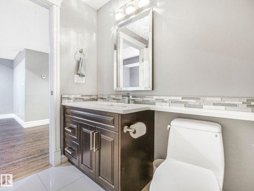 2612 Adam Court, Edmonton, AB - Indoor Photo Showing Bathroom