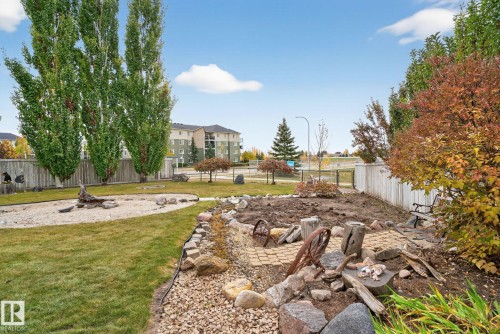 576 Glenwright Crescent, Edmonton, AB - Outdoor