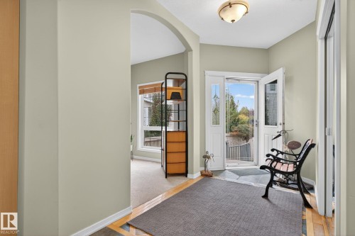 576 Glenwright Crescent, Edmonton, AB - Indoor Photo Showing Other Room