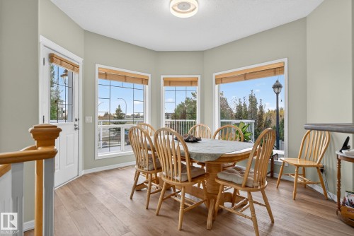 576 Glenwright Crescent, Edmonton, AB - Indoor Photo Showing Dining Room