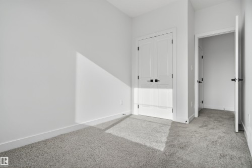 151 Pierwyck Loop, Spruce Grove, AB - Indoor Photo Showing Other Room