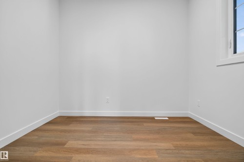 153 Pierwyck Loop, Spruce Grove, AB - Indoor Photo Showing Other Room