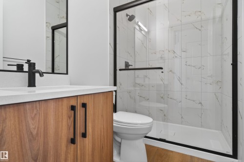 153 Pierwyck Loop, Spruce Grove, AB - Indoor Photo Showing Bathroom