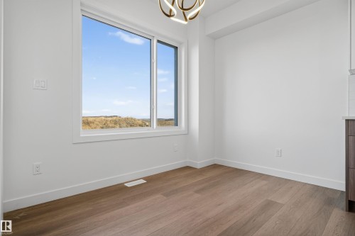 153 Pierwyck Loop, Spruce Grove, AB - Indoor Photo Showing Other Room