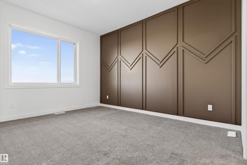 153 Pierwyck Loop, Spruce Grove, AB - Indoor Photo Showing Other Room