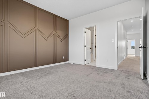 153 Pierwyck Loop, Spruce Grove, AB - Indoor Photo Showing Other Room