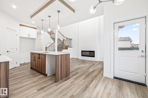 95 Ficus Way, Fort Saskatchewan, AB - Indoor Photo Showing Kitchen
