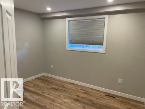 596 Evergreen Park, Edmonton, AB - Indoor Photo Showing Other Room