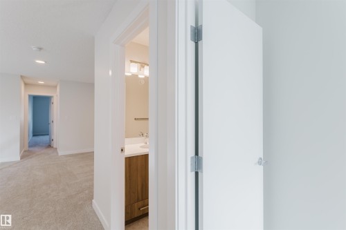 358 Bluff Cove, Leduc, AB - Indoor