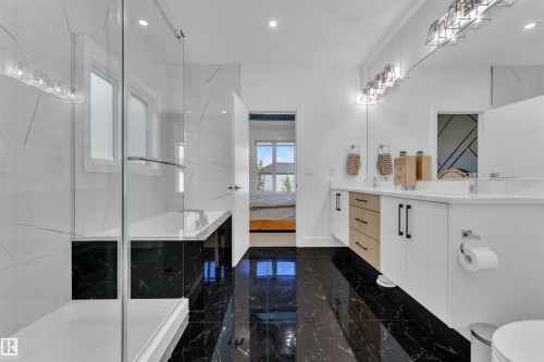 445 Roberts Crescent, Leduc, AB - Indoor Photo Showing Bathroom