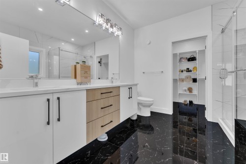 445 Roberts Crescent, Leduc, AB - Indoor Photo Showing Bathroom