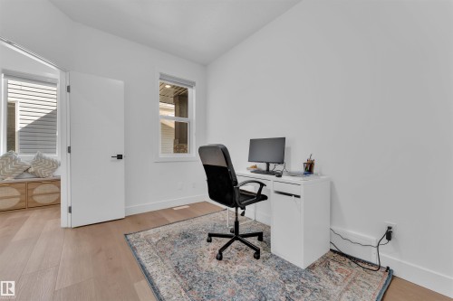 445 Roberts Crescent, Leduc, AB - Indoor Photo Showing Office