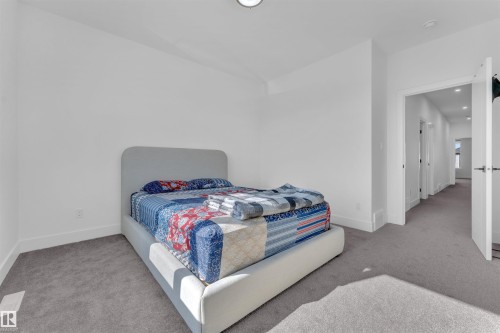 445 Roberts Crescent, Leduc, AB - Indoor Photo Showing Bedroom