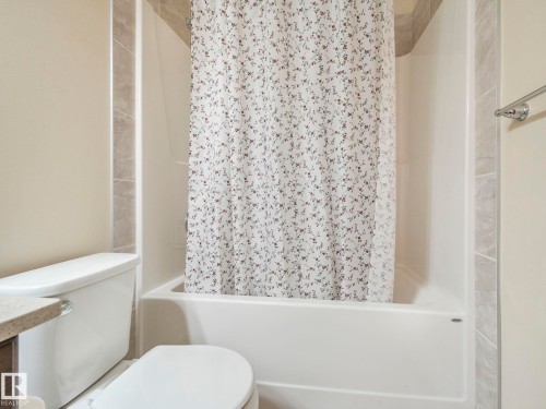 1427 161 Street, Edmonton, AB - Indoor Photo Showing Bathroom