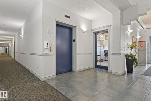 404 10511 42 Avenue, Edmonton, AB - Indoor Photo Showing Other Room