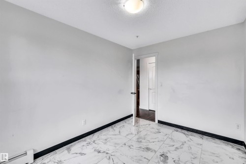 106 667 Watt Boulevard, Edmonton, AB - Indoor Photo Showing Other Room