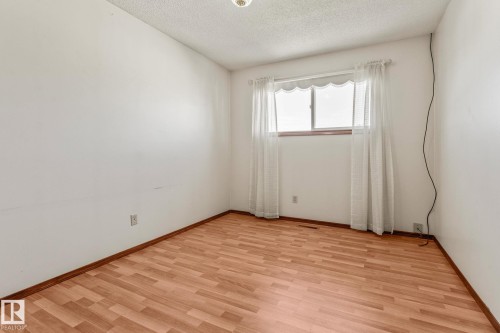 13820 86 Street, Edmonton, AB - Indoor Photo Showing Other Room