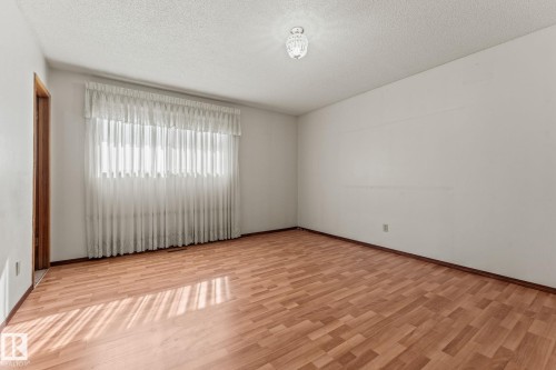 13820 86 Street, Edmonton, AB - Indoor Photo Showing Other Room