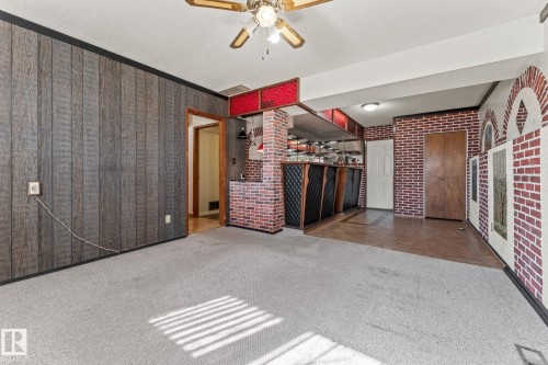 13820 86 Street, Edmonton, AB - Indoor Photo Showing Other Room