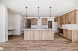 8215 Kiriak Loop  Edmonton, AB T6W 5S2